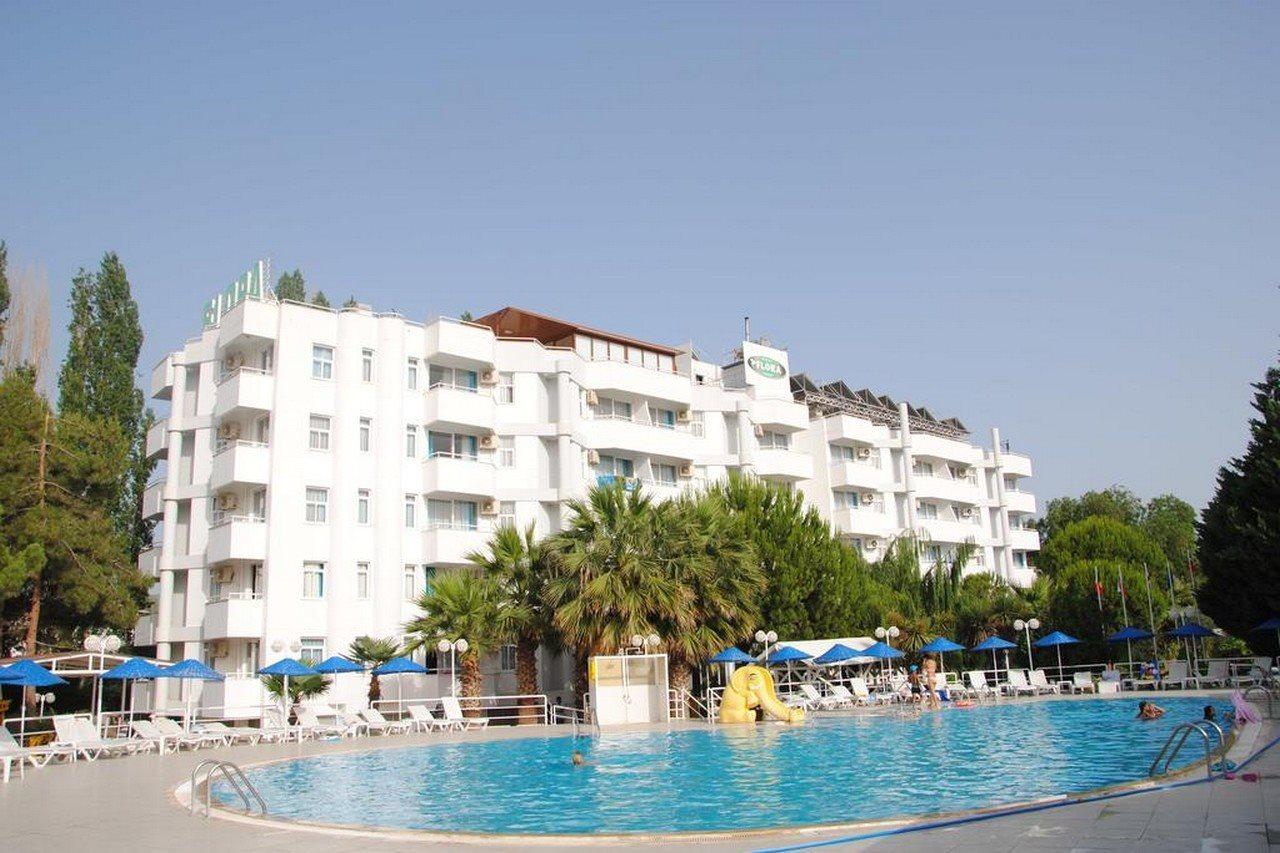 Hotel Flora Suites Soğucak Екстериор снимка