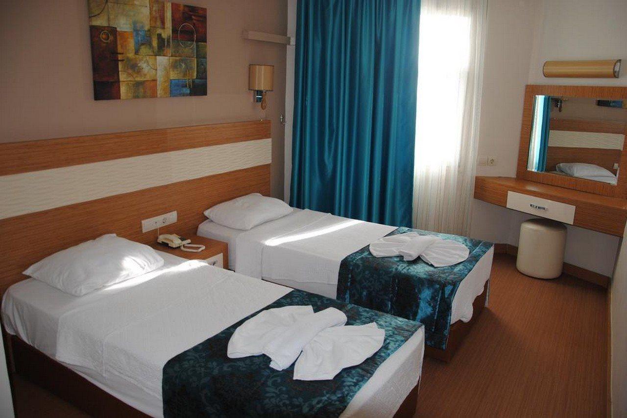 Hotel Flora Suites Soğucak Екстериор снимка