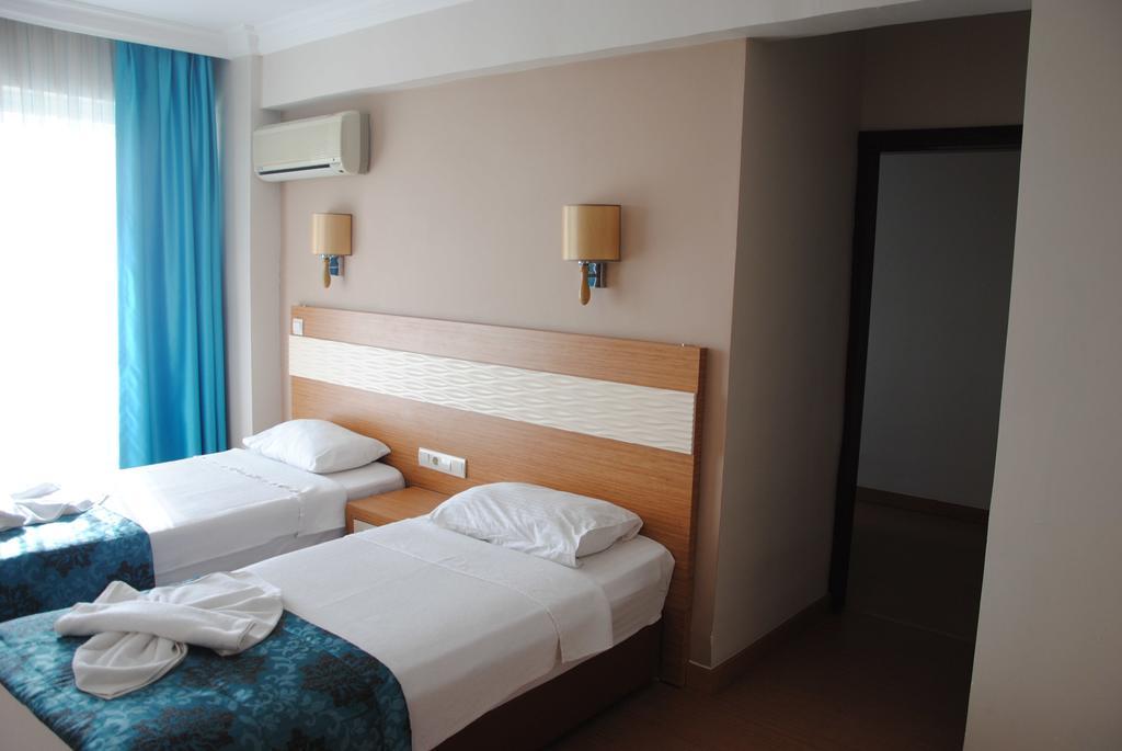 Hotel Flora Suites Soğucak Екстериор снимка