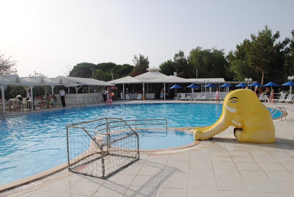 Hotel Flora Suites Soğucak Екстериор снимка