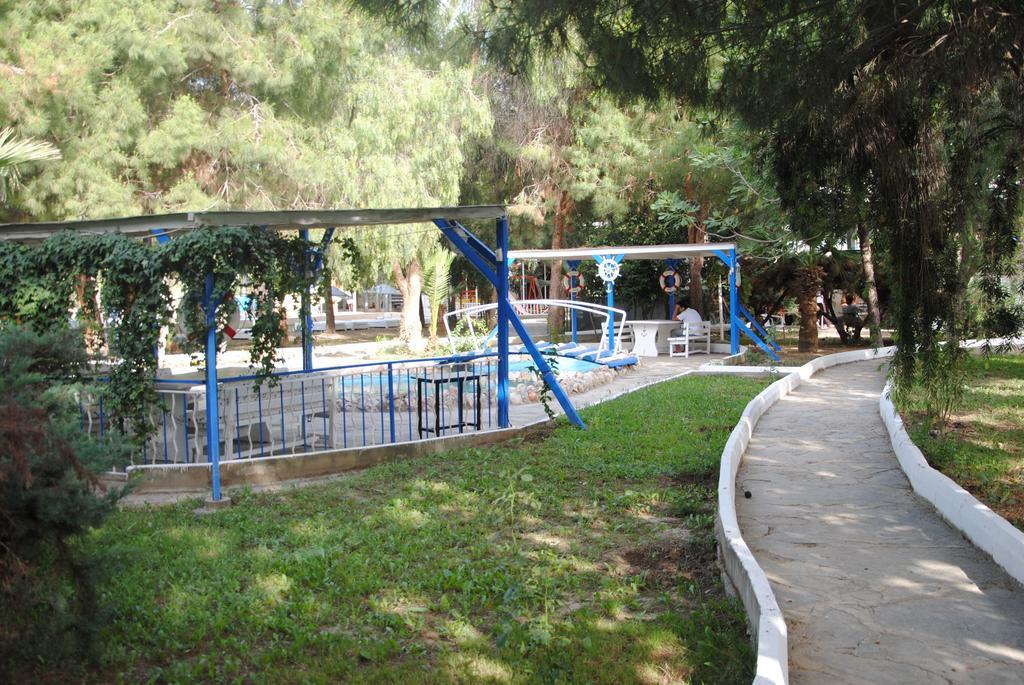 Hotel Flora Suites Soğucak Екстериор снимка